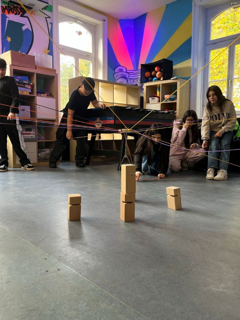 Fröbelturm bauen als Teamaufgabe